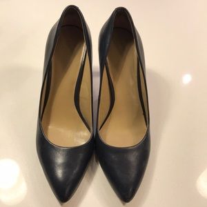 Ann Taylor Worn Dark Blue Size 10 shoes